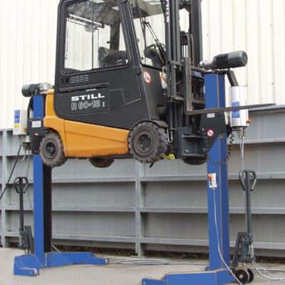 Подъемник для погрузчиков и специальных машин RGE-GPGU